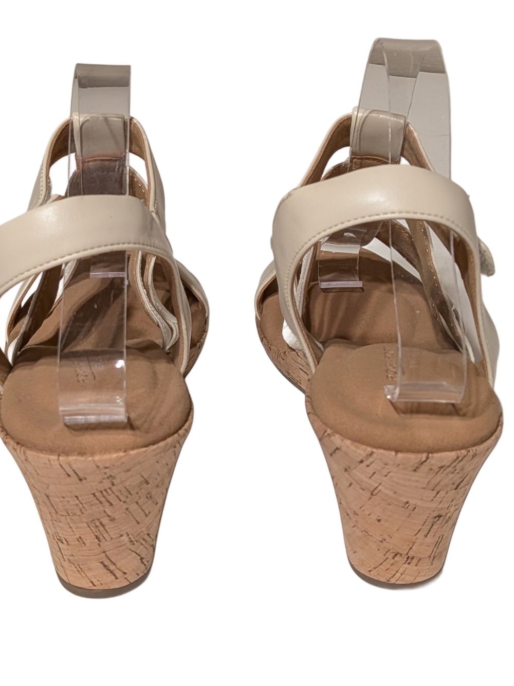 Rockport Cream T-Strap Comfort Sandals - Picture 4 of 10